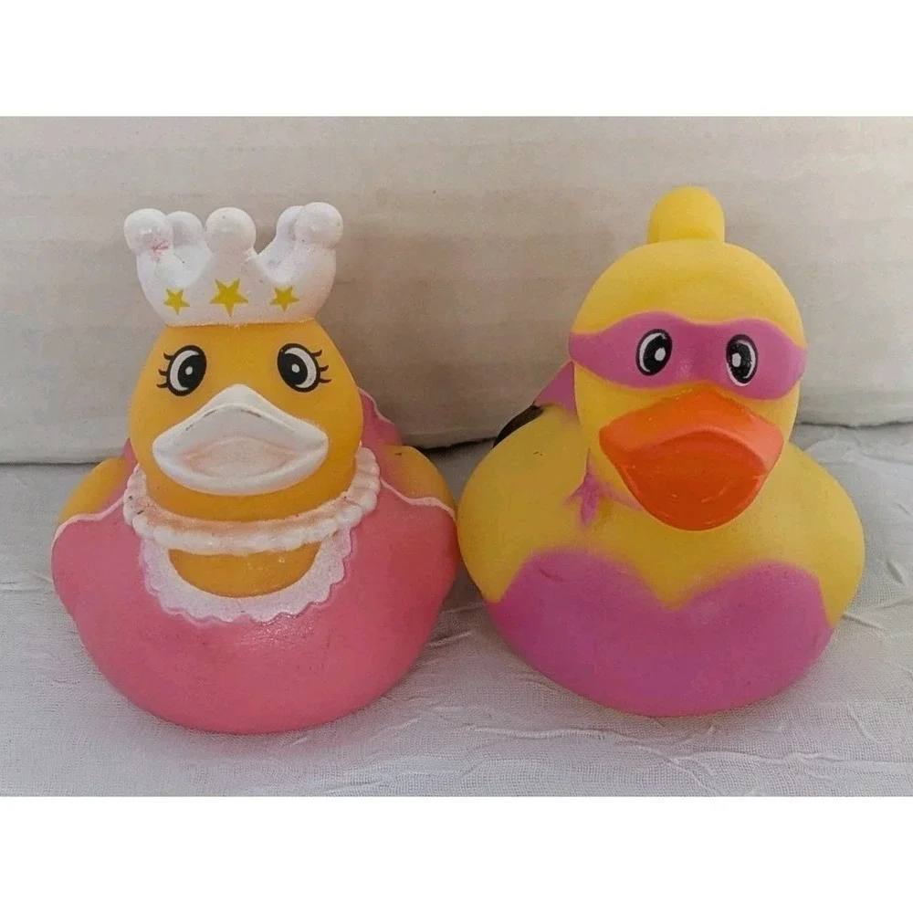 Rubber Ducks Cowboys Ninja Police Queen Novelty Characters Ducky Bath Lot Of 21